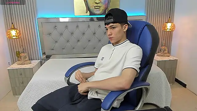 SamBlack  online show from March 27, 12:39 pm