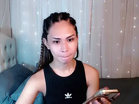 Snapshot of Iyotakody chatting on October 31, 7:54 pm Iyotakody online show from October 31, 7:54 pm