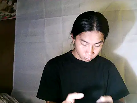 Snapshot of Asian_PrettyAle chatting on December 16, 12:04 am Asian PrettyAle online show from December 16, 12:04 am