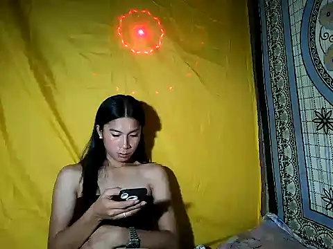 Asian PrettyAle online show from May 5, 1:25 pm