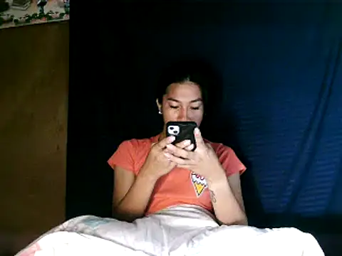 Snapshot of Asian_PrettyAle chatting on November 7, 12:26 am Asian PrettyAle online show from November 7, 12:26 am