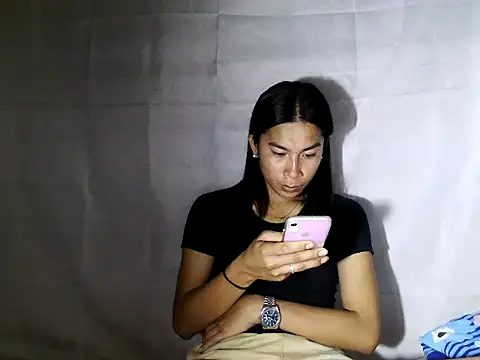 Asian PrettyAle online show from March 12, 2:06 am