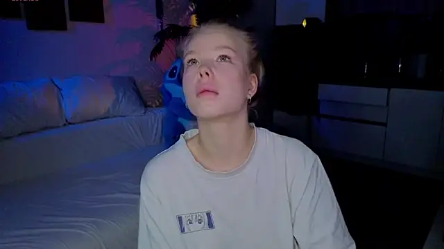 emilyshepar d online show from May 14, 1:24 am