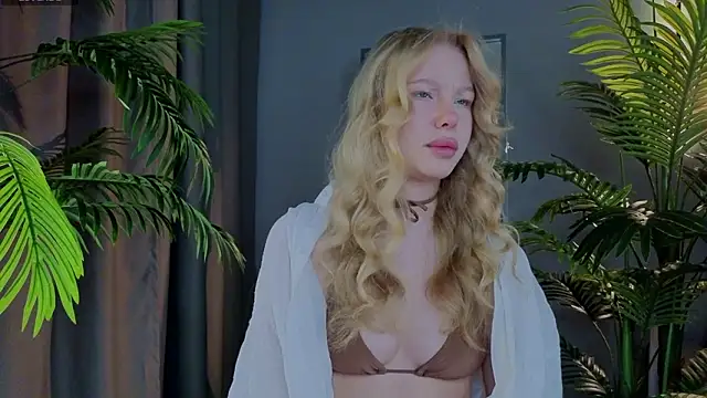 emilyshepar d online show from March 12, 3:45 am