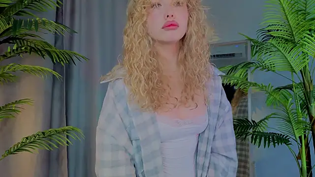 emilyshepar d online show from November 20, 2:23 am