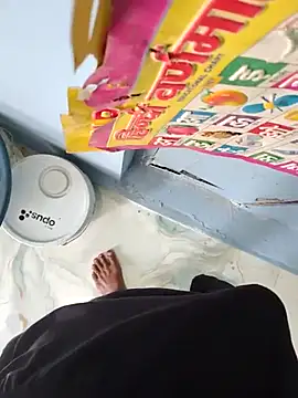 RAYI Queen 4 online show from February 17, 6:00 am