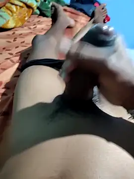 RAYI Queen 4 online show from February 28, 11:15 pm