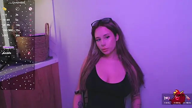 sexyGirlsss online show from December 4, 11:04 pm