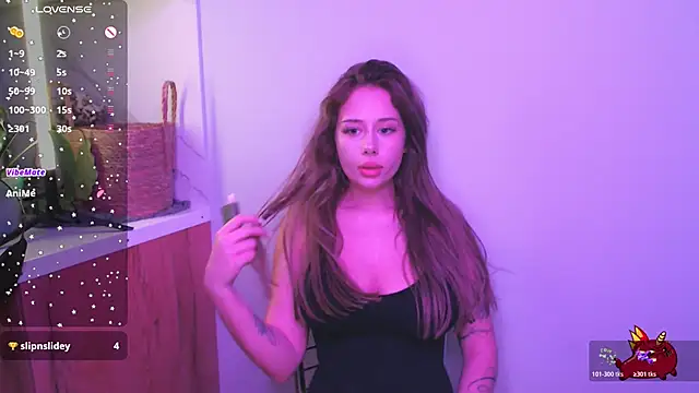 sexyGirlsss online show from November 30, 4:52 pm
