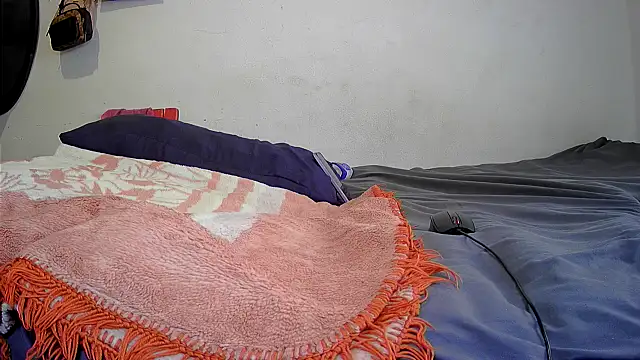 SpicyExi online show from February 9, 7:50 am