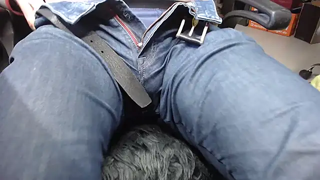 OldGermanMan online show from March 26, 5:00 pm