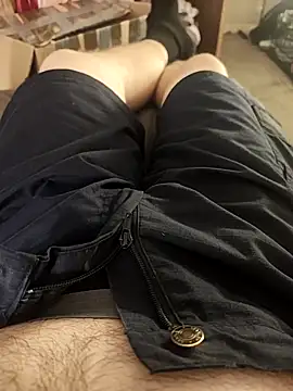 hubbyfun19 online show from October 8, 5:42 am