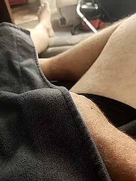 hubbyfun19 online show from November 8, 6:17 am