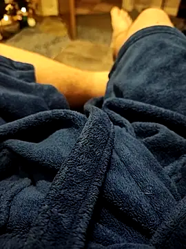 hubbyfun19 online show from December 22, 5:18 am