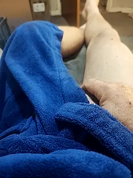 hubbyfun19 online show from March 2, 4:57 am