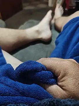 hubbyfun19 online show from June 20, 4:28 am