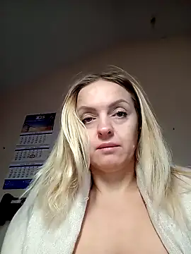 Ami Foxy online show from September 29, 6:20 am
