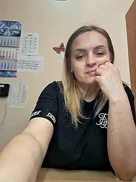 Snapshot of Ami_Foxy chatting on May 28, 7:16 am Ami Foxy online show from May 28, 7:16 am