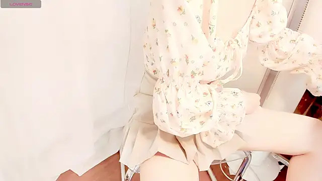 yaya babe online show from May 10, 9:38 pm