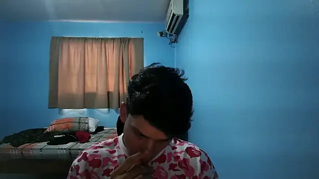 Snapshot of Jaket_lovers chatting on September 11, 6:08 pm Jaket lovers online show from September 11, 6:08 pm