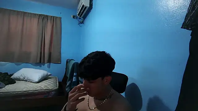 Snapshot of Jaket_lovers chatting on October 16, 8:39 pm Jaket lovers online show from October 16, 8:39 pm