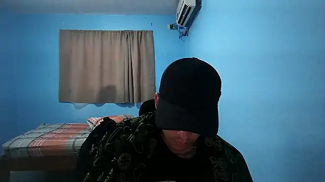 Snapshot of Jaket_lovers chatting on October 10, 6:53 pm Jaket lovers online show from October 10, 6:53 pm