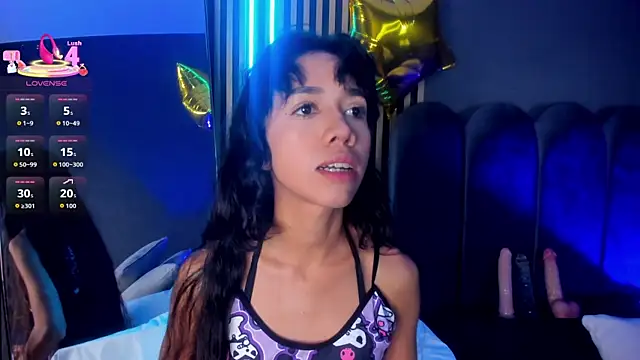 Snapshot of Gina_77 chatting on October 7, 12:39 pm Gina 77 online show from October 7, 12:39 pm