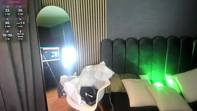 Gina 77 online show from November 6, 12:09 pm