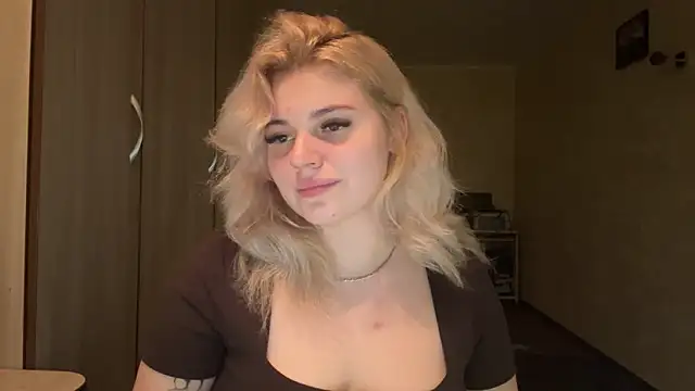 sunshinyflash online show from November 22, 5:12 pm