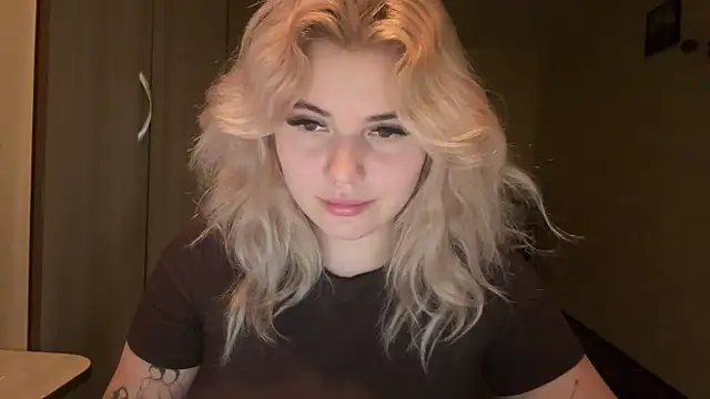 sunshinyflash online show from November 20, 2:40 pm