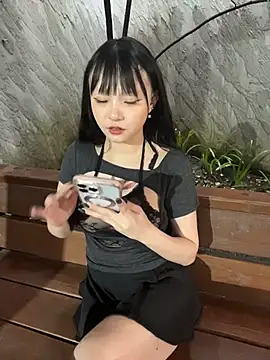 Yucheng  520 online show from May 13, 9:38 am