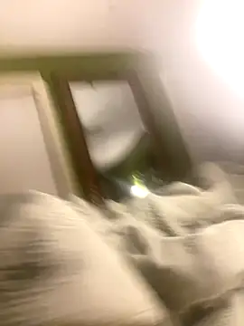 Snapshot of caramel__cremes chatting on September 28, 7:26 am caramel  cremes online show from September 28, 7:26 am