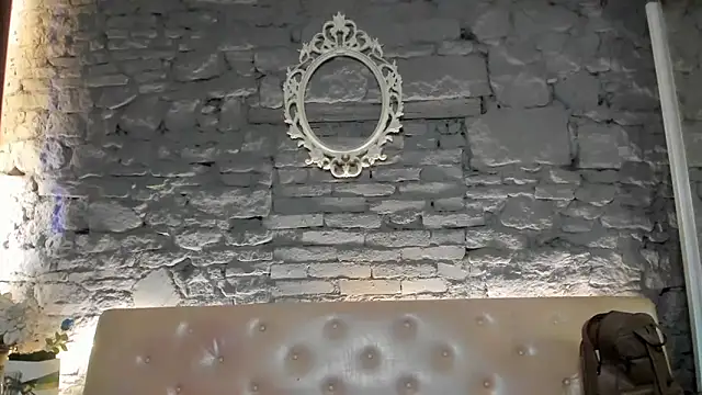 shygurl18 online show from February 2, 6:01 am