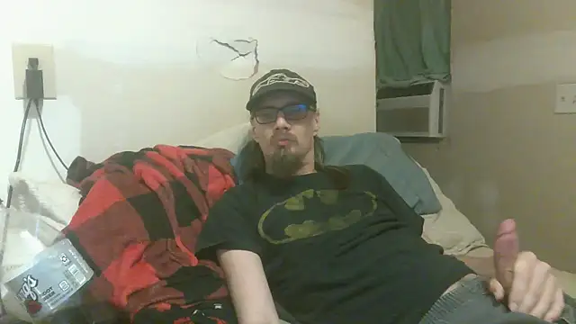 Snapshot of dandonn chatting on September 16, 7:53 am dandonn online show from September 16, 7:53 am