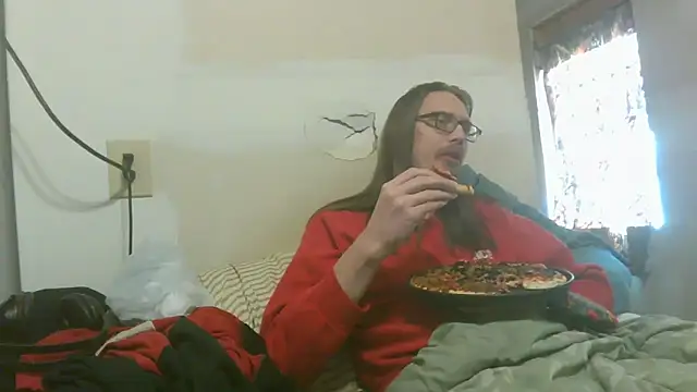 Snapshot of dandonn chatting on February 12, 4:18 pm dandonn online show from February 12, 4:18 pm