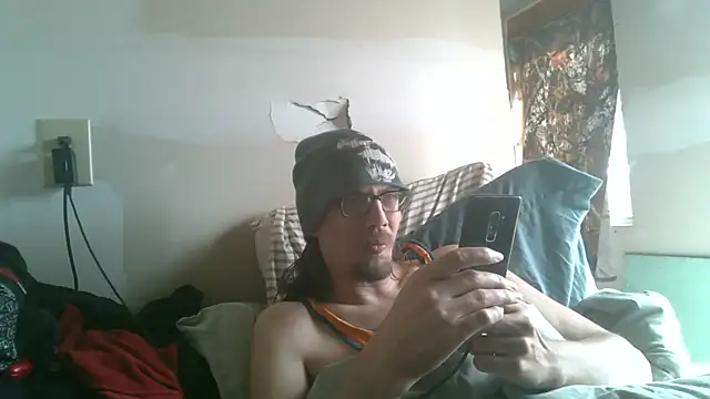 Snapshot of dandonn chatting on February 17, 7:00 pm dandonn online show from February 17, 7:00 pm