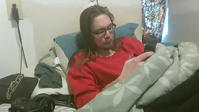 Snapshot of dandonn chatting on February 23, 7:36 pm dandonn online show from February 23, 7:36 pm