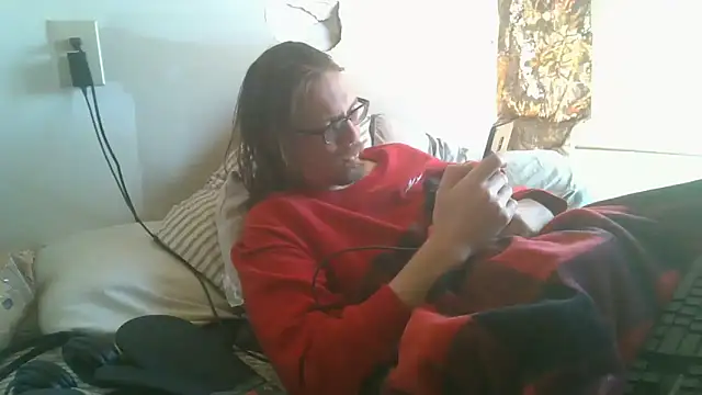 Snapshot of dandonn chatting on February 28, 7:24 pm dandonn online show from February 28, 7:24 pm