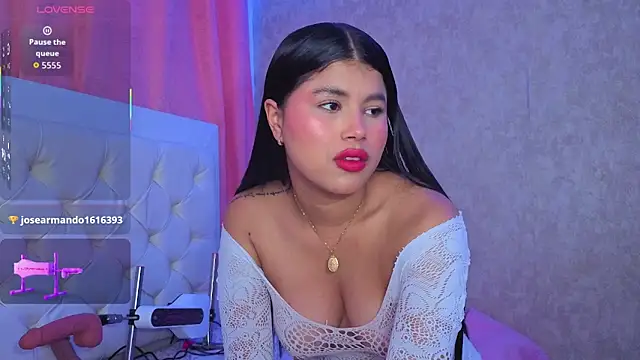 yulissa girls online show from March 18, 2:30 pm