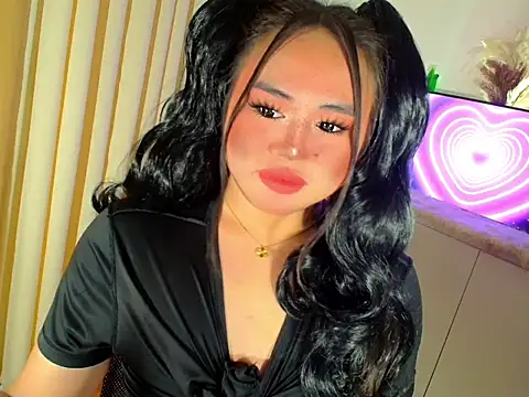 ursexy ceciliaxx online show from May 26, 3:43 pm