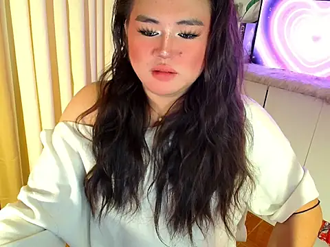 ursexy ceciliaxx online show from June 8, 3:56 pm