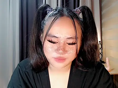 Snapshot of ursexy_ceciliaxx chatting on October 2, 8:01 pm ursexy ceciliaxx online show from October 2, 8:01 pm