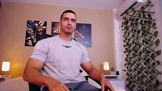 Snapshot of ChristopherBlack_ chatting on November 29, 1:11 pm ChristopherBlack online show from November 29, 1:11 pm