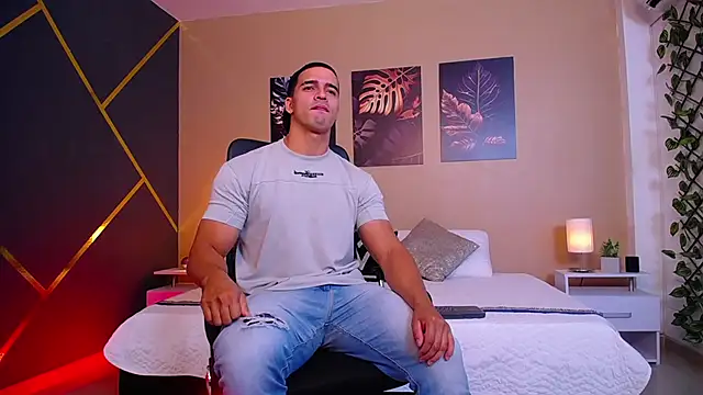 Snapshot of ChristopherBlack_ chatting on October 20, 1:00 pm ChristopherBlack online show from October 20, 1:00 pm