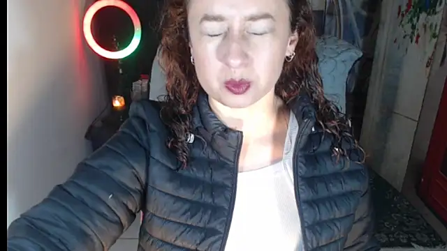 Milf Valeria online show from November 6, 2:21 pm