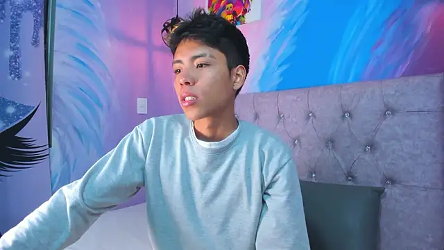 MaxiWildd online show from March 4, 12:57 pm