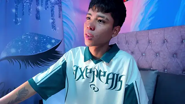 MaxiWildd online show from February 4, 12:33 pm