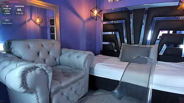 Snapshot of anne-brown13 chatting on October 30, 7:22 pm anne-brown13 online show from October 30, 7:22 pm