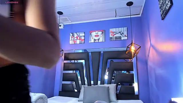 Snapshot of anne-brown13 chatting on November 11, 4:46 pm anne-brown13 online show from November 11, 4:46 pm