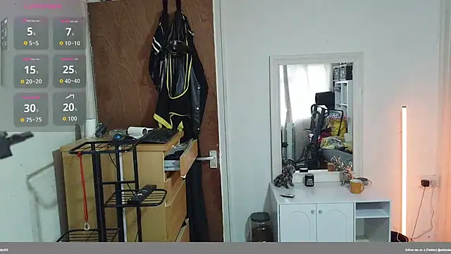 Dilfcam101 online show from April 12, 6:16 am